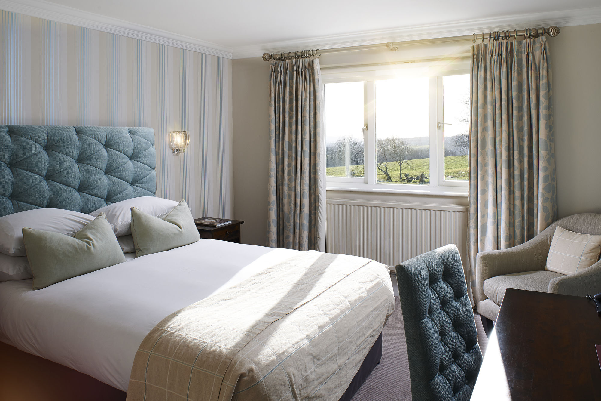 The Manor Elstree Hotel Ngoại thất bức ảnh